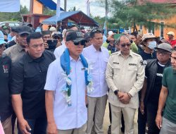 Warga Kolaka Mengaku Sudah Merasakan Kebaikan Calon Gubernur Sultra Andi Sumangerukka