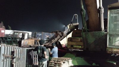 Petugas Bea Cukai Kendari Gagalkan penjualan Besi dari Kawasan Berikat PT.OSS