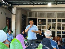 AJP Tawarkan Program UMKM dan Beasiswa saat Blusukan di Kelurahan Wowanggu