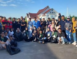 Dukungan Nyata Peringatan World Clean Up Day, Sekretariat DPRD Kendari Turut Bersihkan Lingkungan