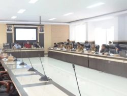 Pemkot Bersama DPRD Kota Kendari Bahas Raperda Pemerintahan Berbasis Data Kelurahan Presisi