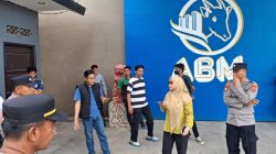 Pertanyakan Alasan Pemotongan Gaji, Pimpinan PT Anoa Bintang Metalindo Ajak Duel Karyawan Pakai Badik