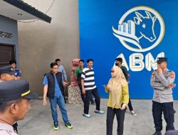 Pertanyakan Alasan Pemotongan Gaji, Pimpinan PT Anoa Bintang Metalindo Ajak Duel Karyawan Pakai Badik