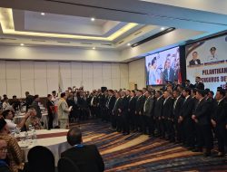 Otto Hasibuan Lantik Pengurus DPC Peradi Kendari, Tekankan Integritas dan Profesionalisme Advokat